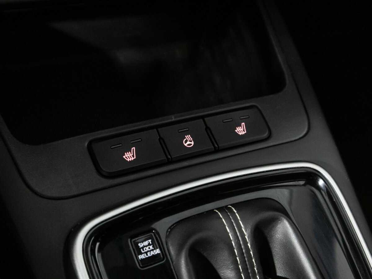 Kia Rio, 2019 Фото №17