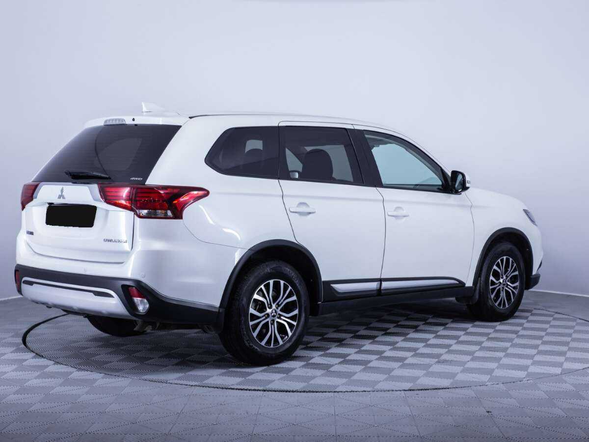 Mitsubishi Outlander, 2020 Фото №5