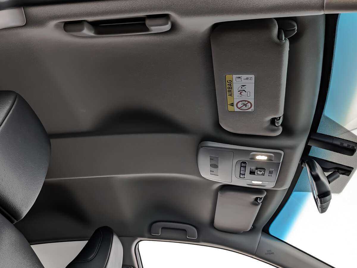 Toyota Camry, 2022 Фото №19