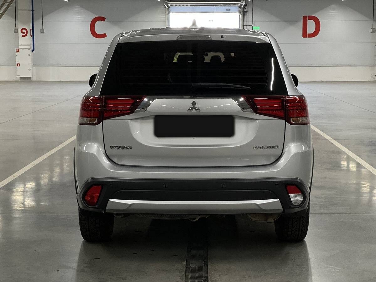 Mitsubishi Outlander, 2017 Фото №6