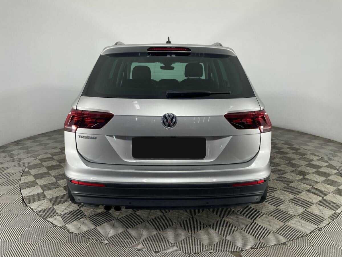 Volkswagen Tiguan, 2019 Фото №3