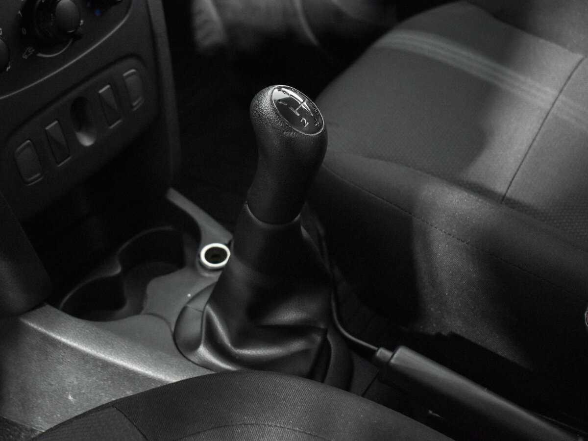 Renault Logan, 2021 Фото №13