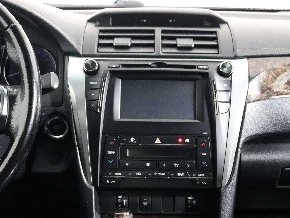 Toyota Camry, 2018 Фото №12