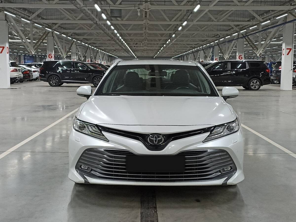 Toyota Camry, 2019 Фото №2