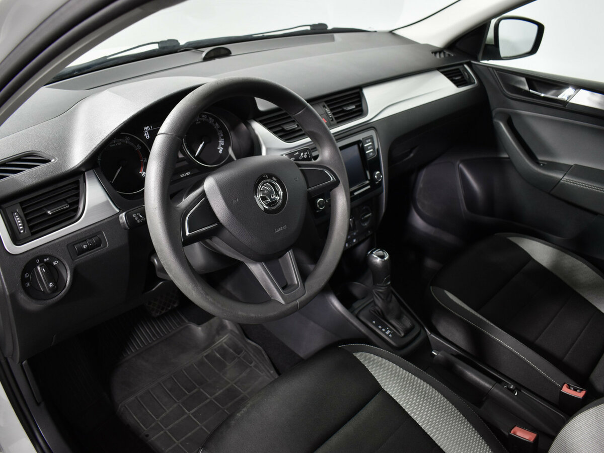 Skoda Rapid I Рестайлинг, 2018 Фото №9