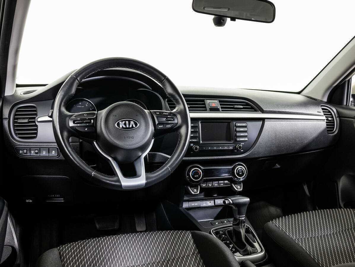 Kia Rio X-Line, 2019 Фото №9