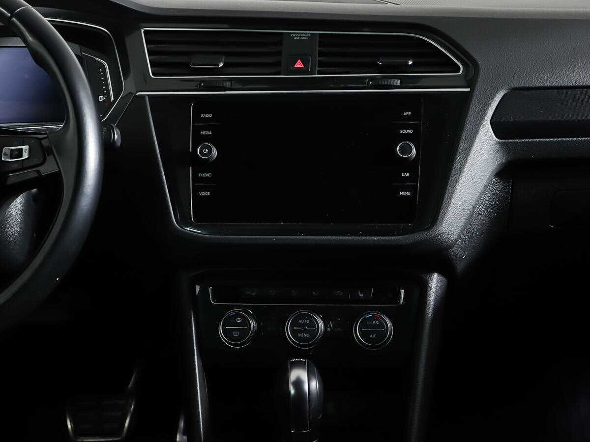Volkswagen Tiguan, 2019 Фото №14