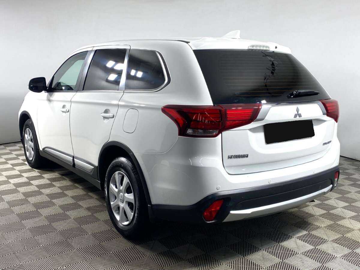 Mitsubishi Outlander, 2017 Фото №7