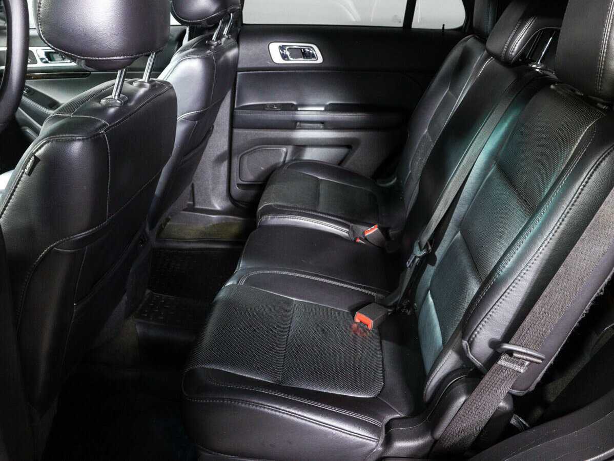 Ford Explorer, 2013 Фото №7