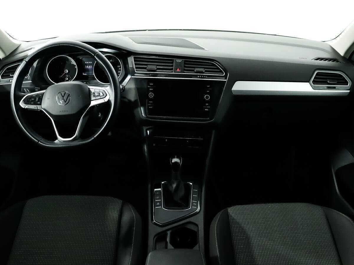 Volkswagen Tiguan, 2021 Фото №10