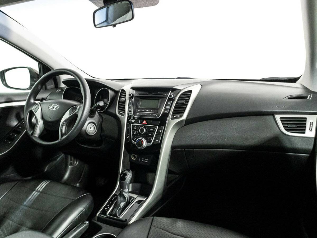 Hyundai i30, 2016 Фото №9