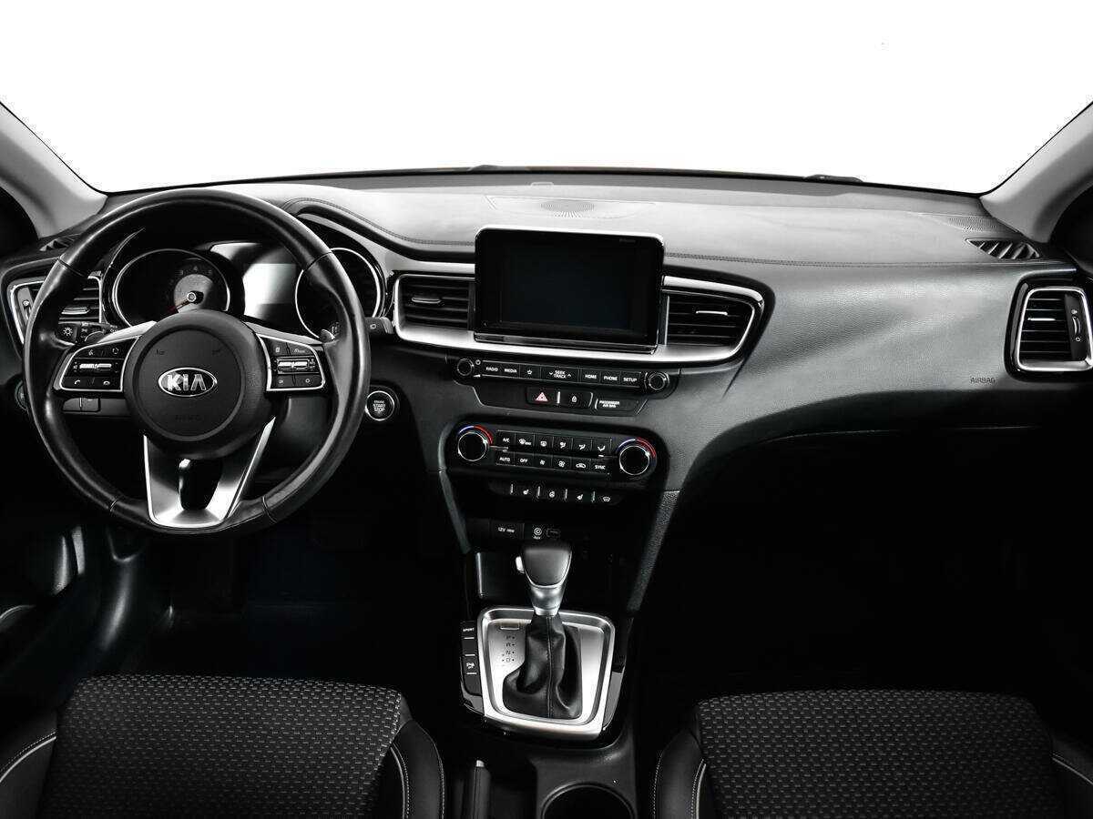 Kia Ceed, 2019 Фото №8