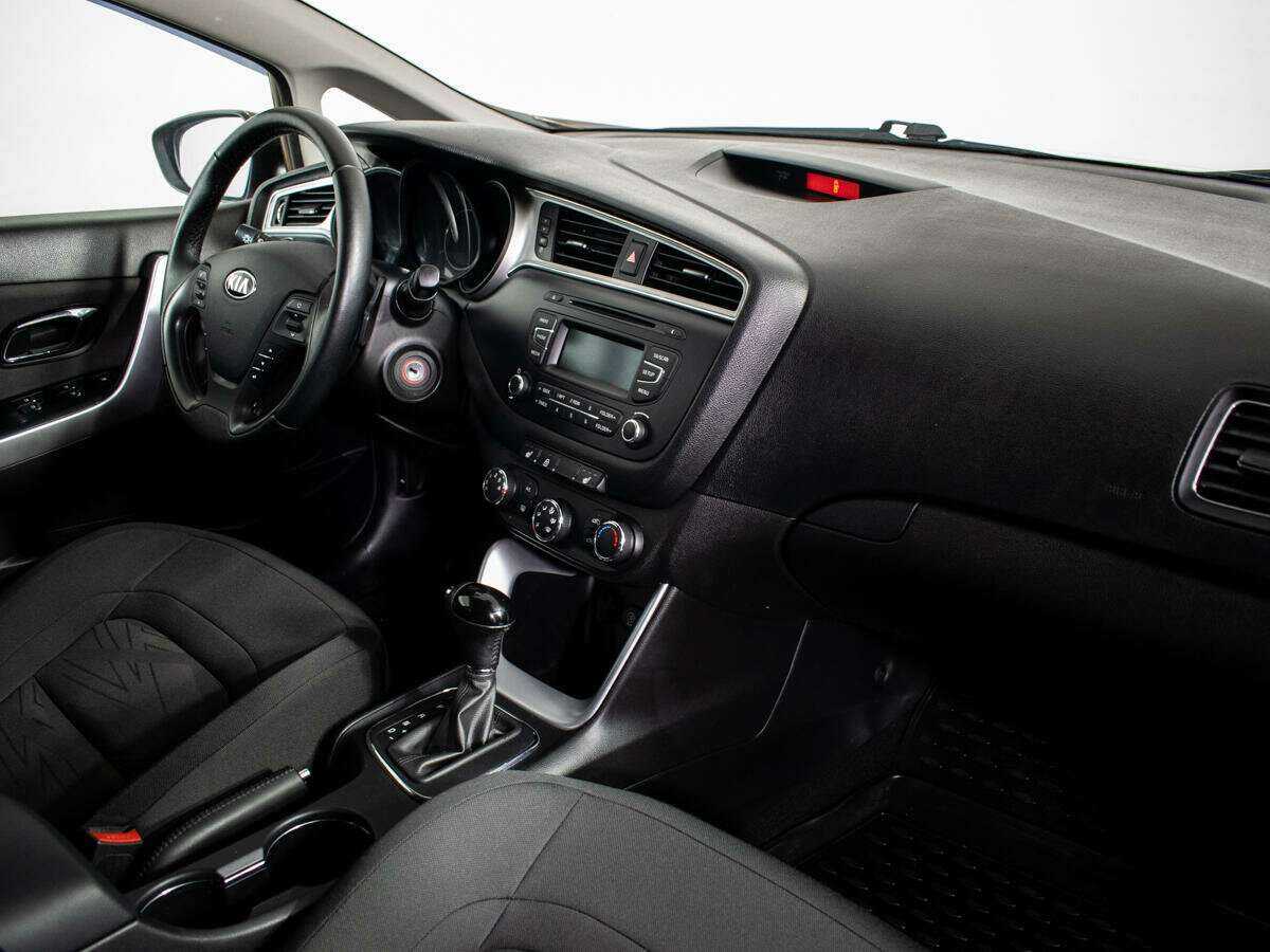 Kia Ceed, 2017 Фото №9