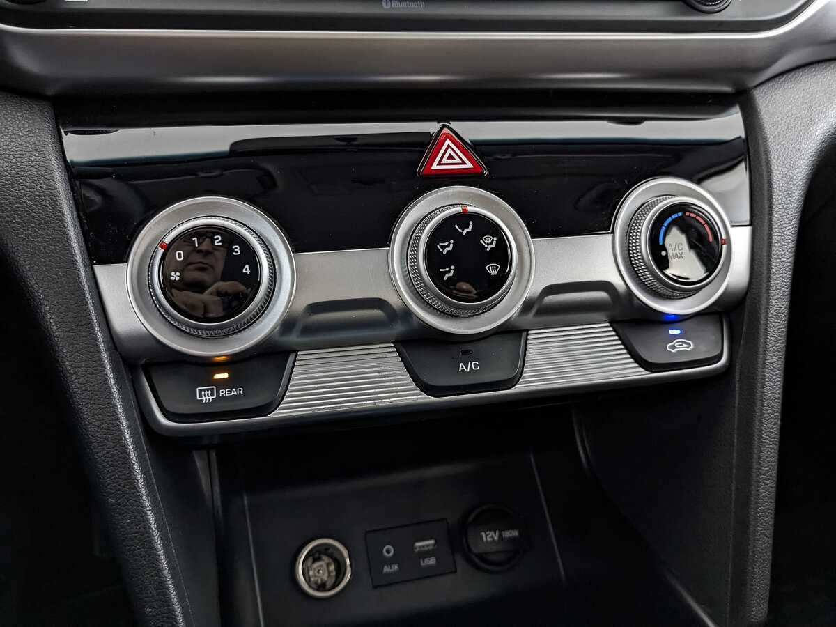 Hyundai Elantra, 2019 Фото №21