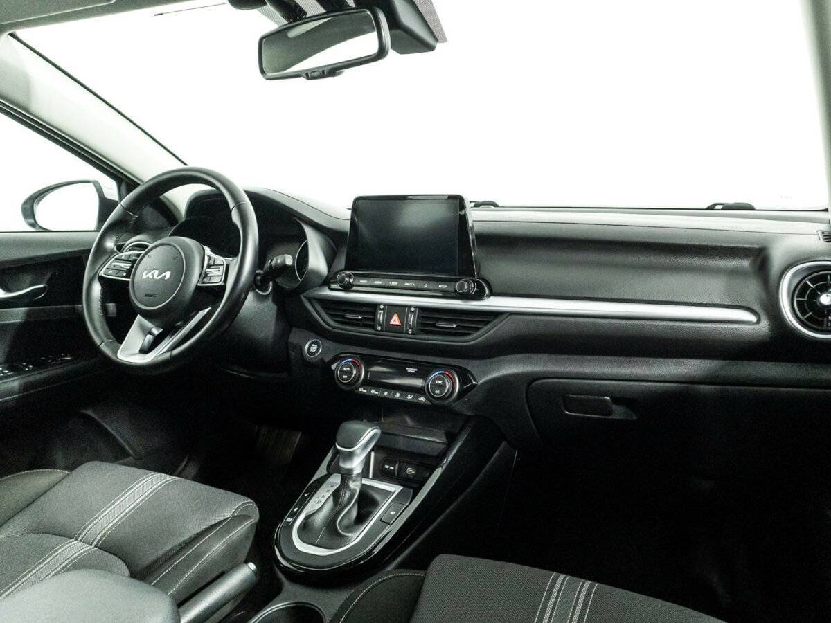 Kia Cerato, 2021 Фото №10