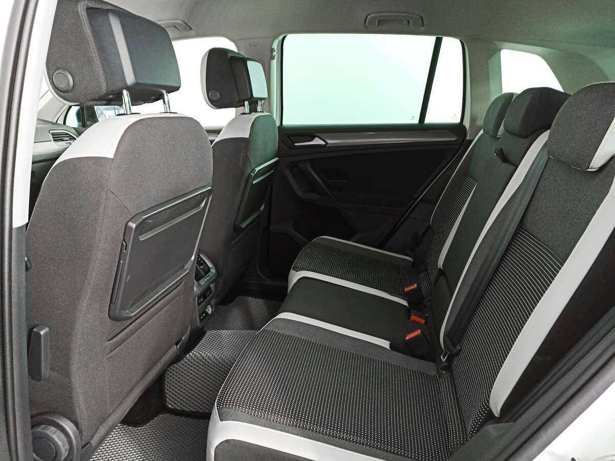 Volkswagen Tiguan, 2019 Фото №10