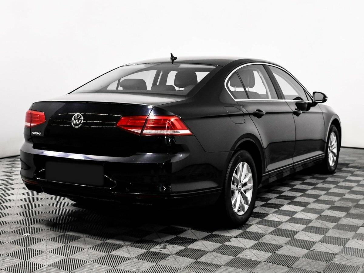 Volkswagen Passat, 2018 Фото №5