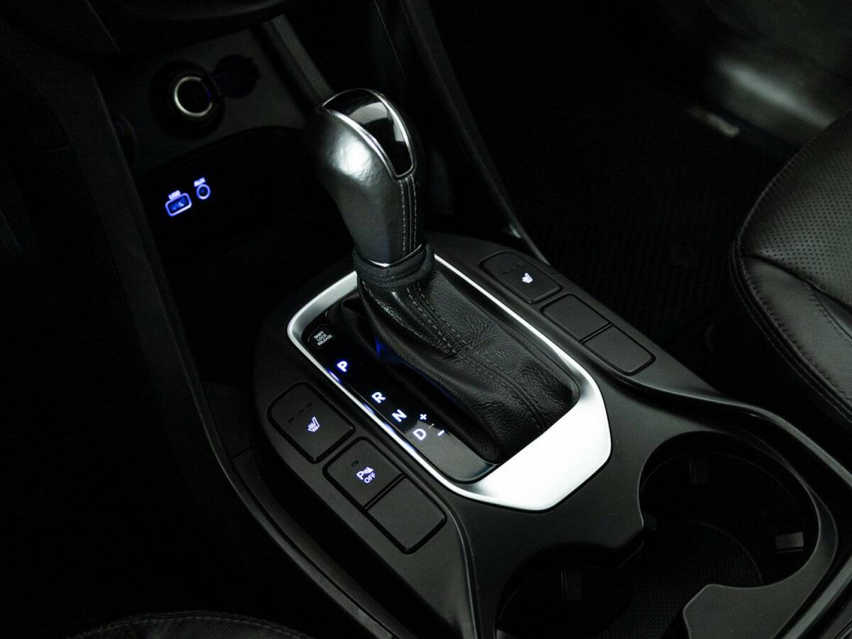 Hyundai Santa Fe III Рестайлинг, 2017 Фото №13