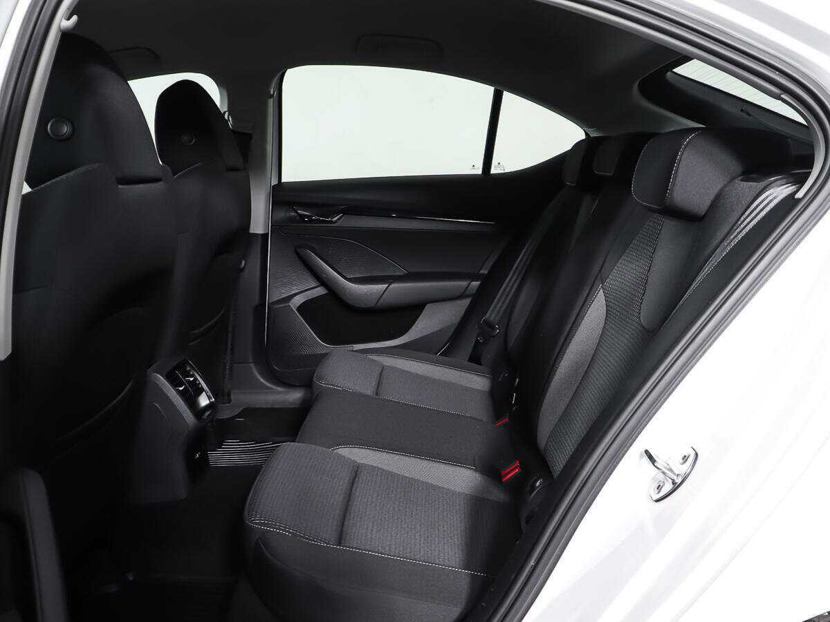 Skoda Octavia, 2021 Фото №9