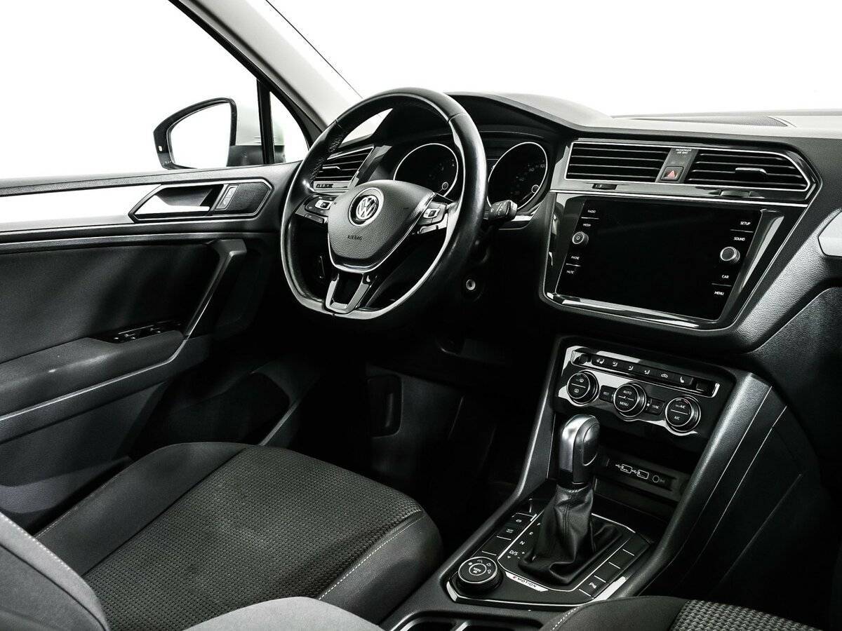 Volkswagen Tiguan, 2019 Фото №9