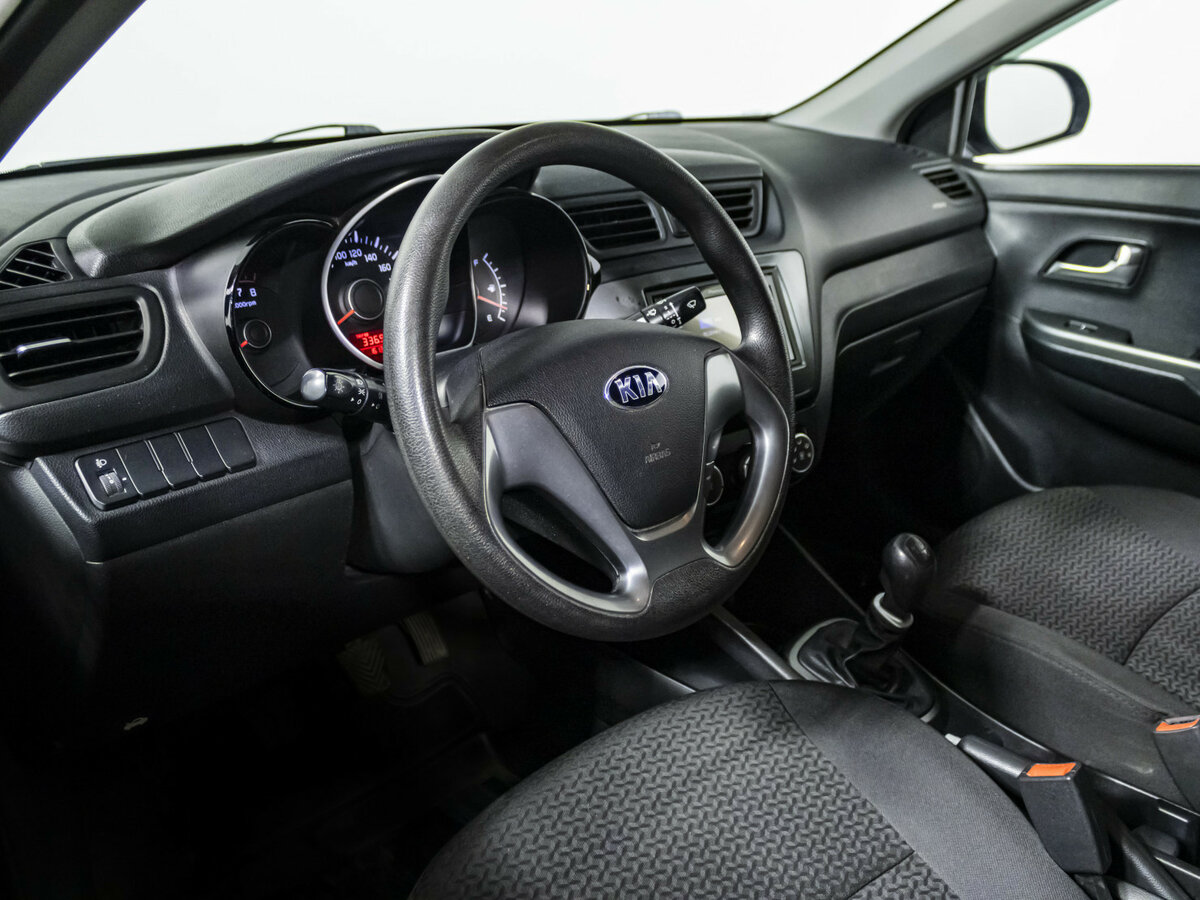 Kia Rio III Рестайлинг, 2016 Фото №10