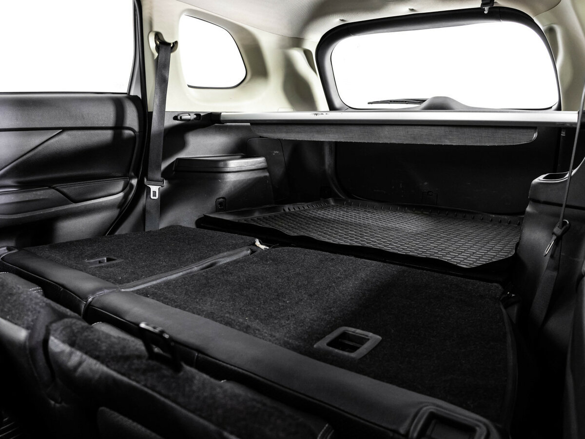 Mitsubishi Outlander III Рестайлинг 2, 2016 Фото №21