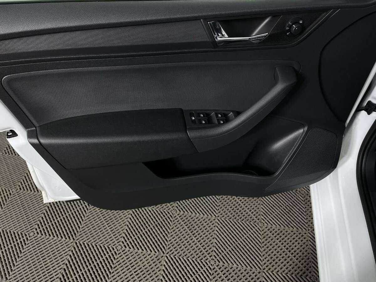 Skoda Rapid, 2020 Фото №8