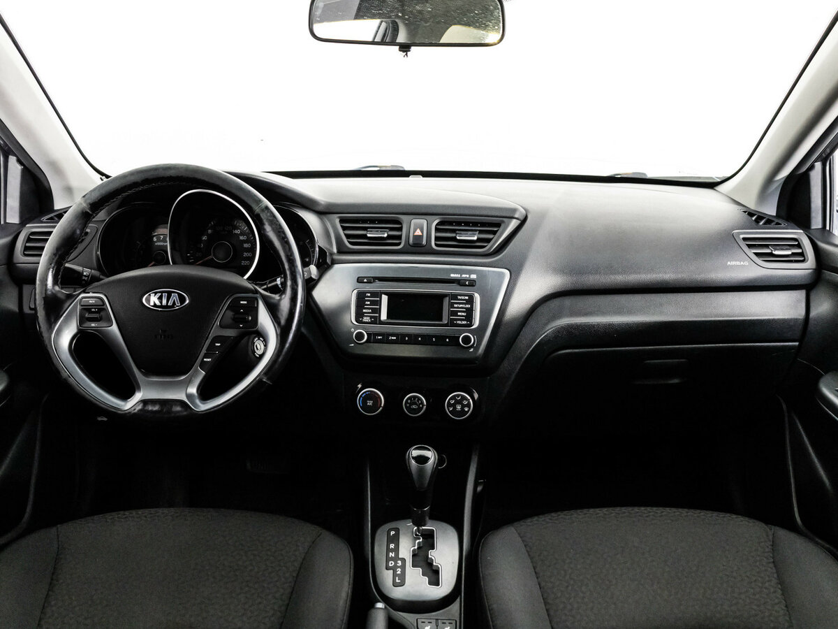 Kia Rio III Рестайлинг, 2015 Фото №8