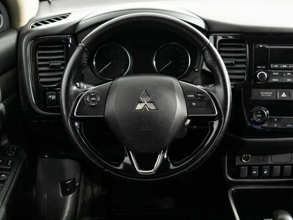 Mitsubishi Outlander, 2018 Фото №16