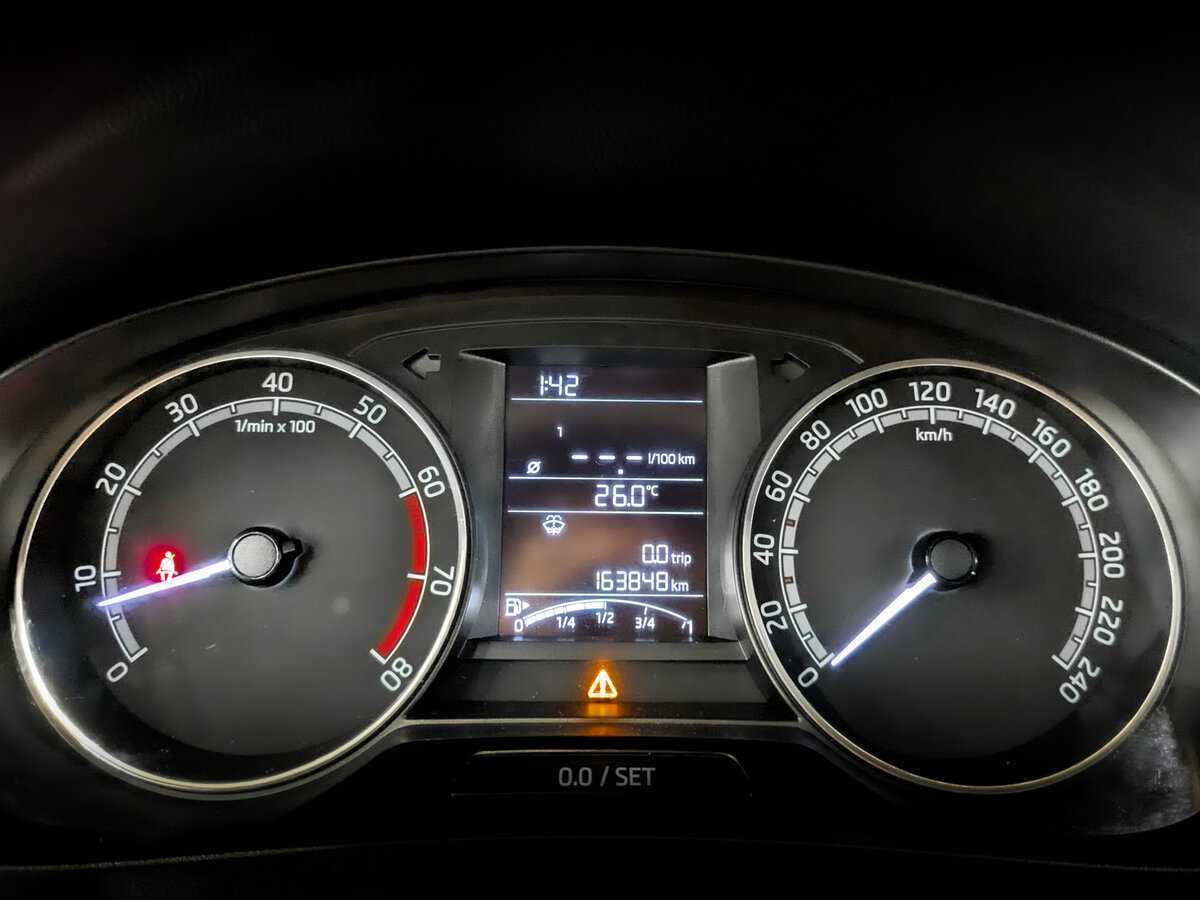 Skoda Rapid, 2017 Фото №13