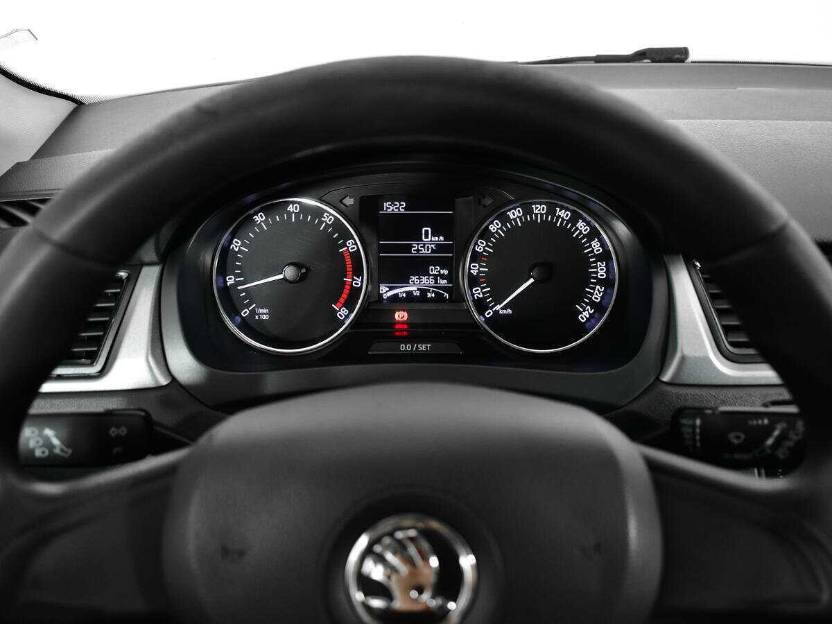 Skoda Rapid, 2017 Фото №11