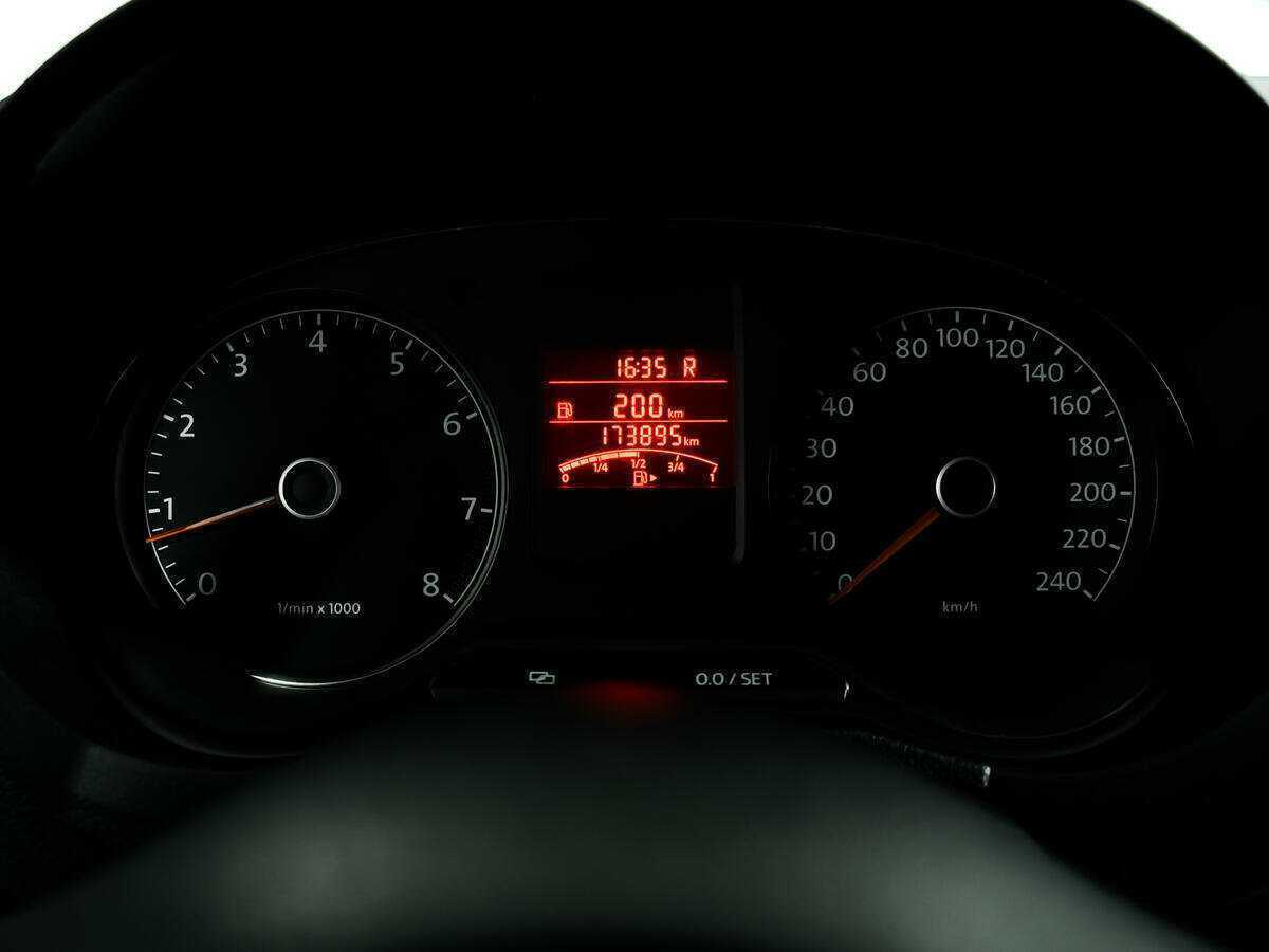 Volkswagen Polo, 2012 Фото №10