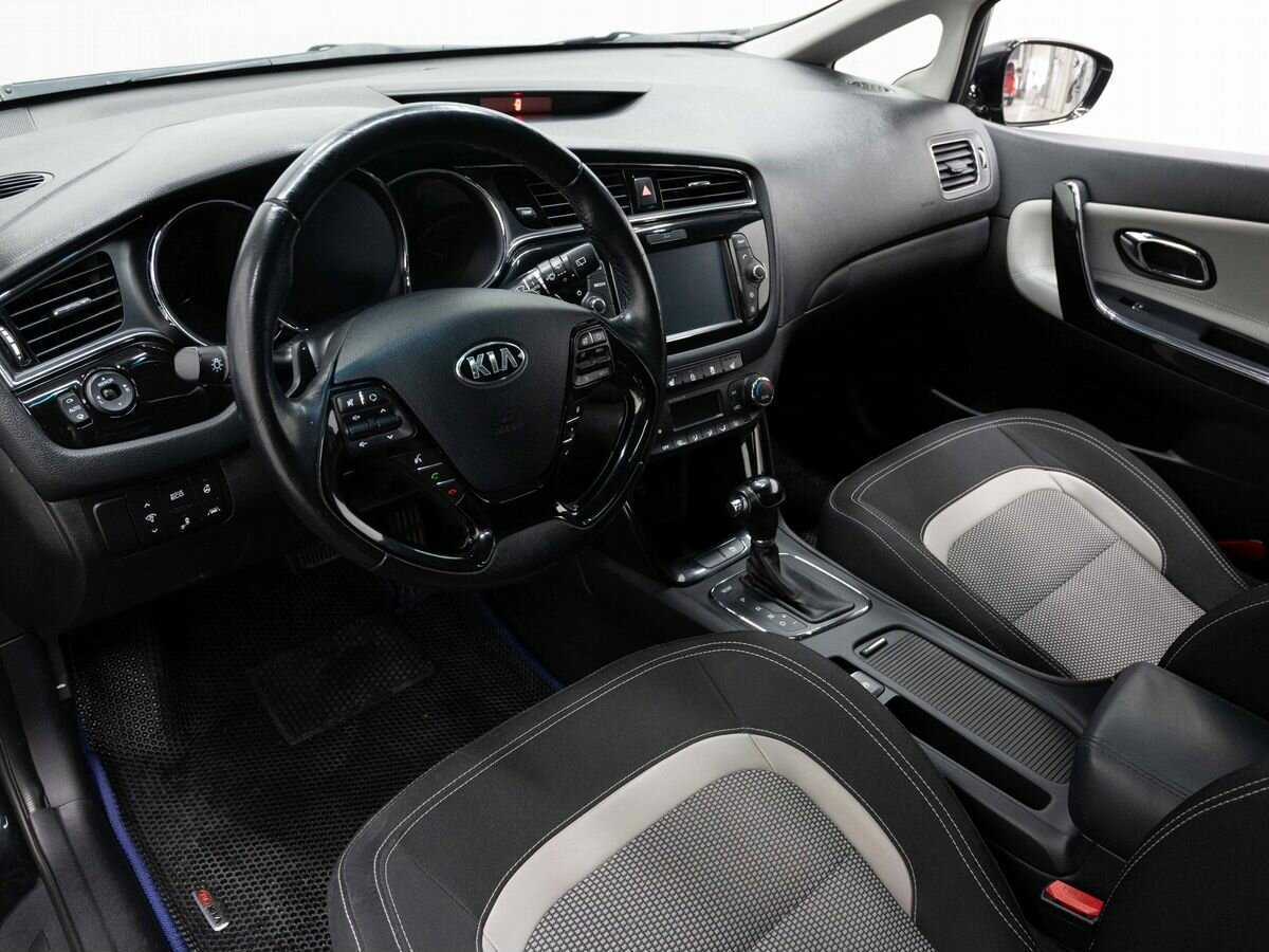 Kia Ceed, 2017 Фото №8