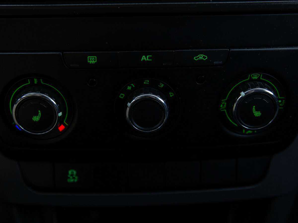 Skoda Yeti, 2012 Фото №15