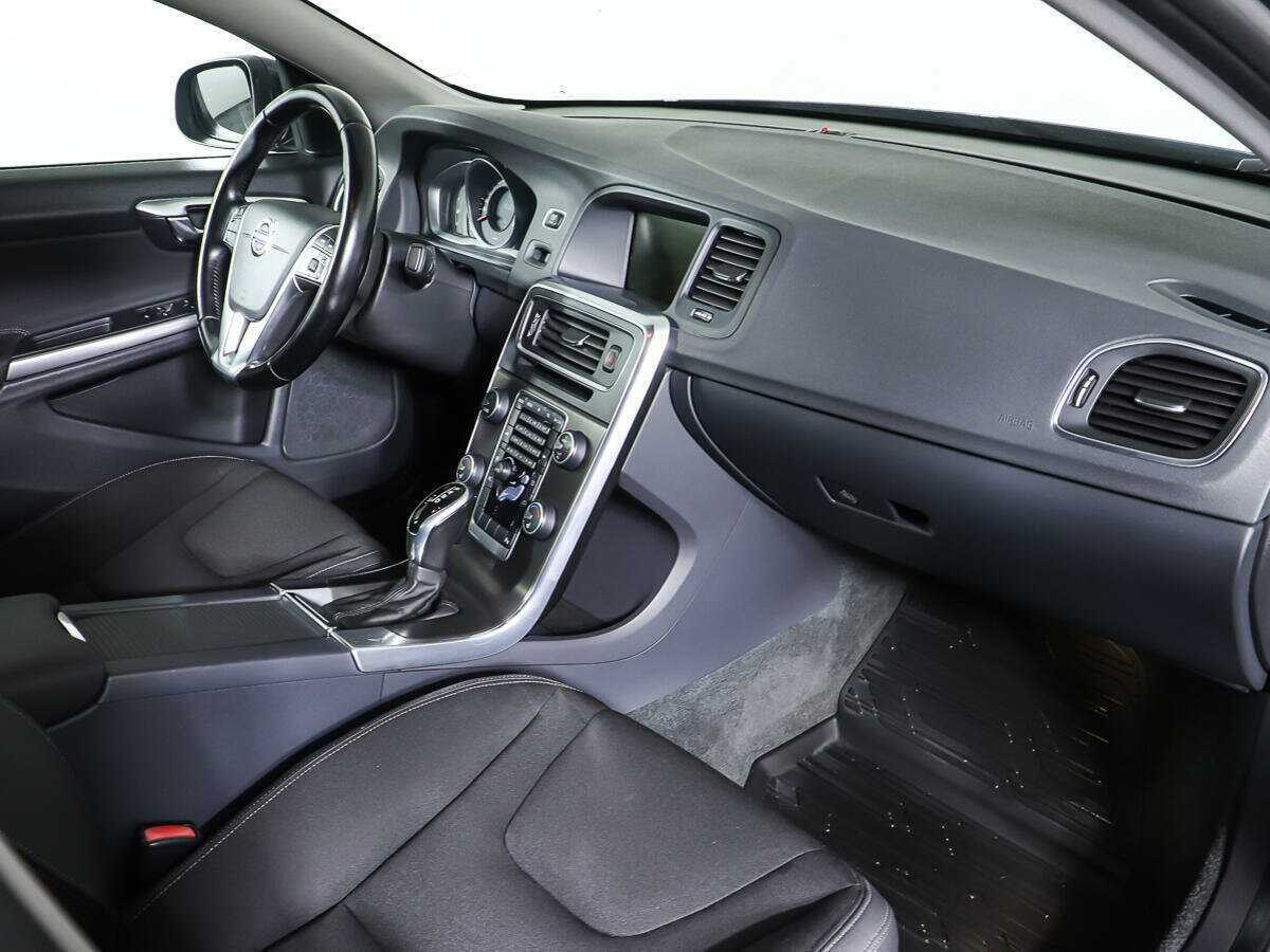Volvo S60, 2013 Фото №8