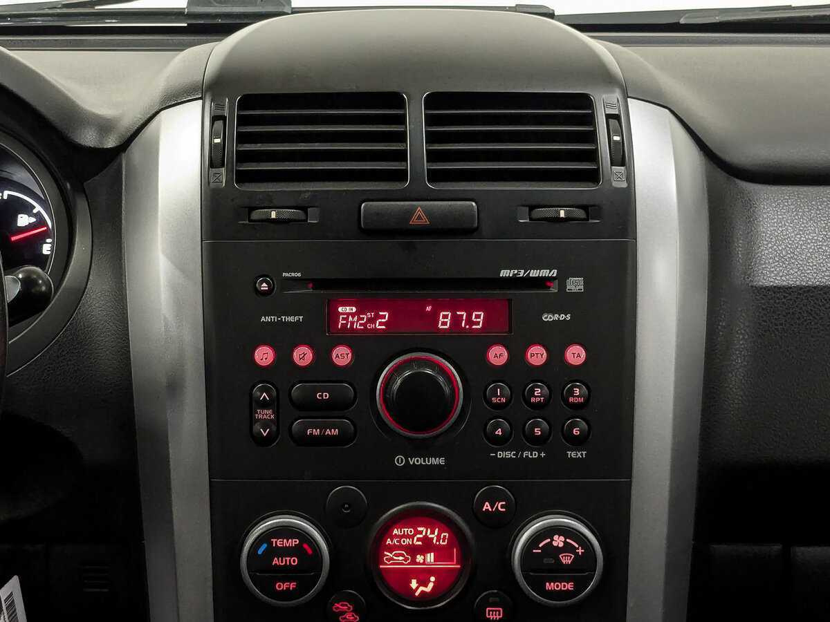 Suzuki Grand Vitara, 2013 Фото №17