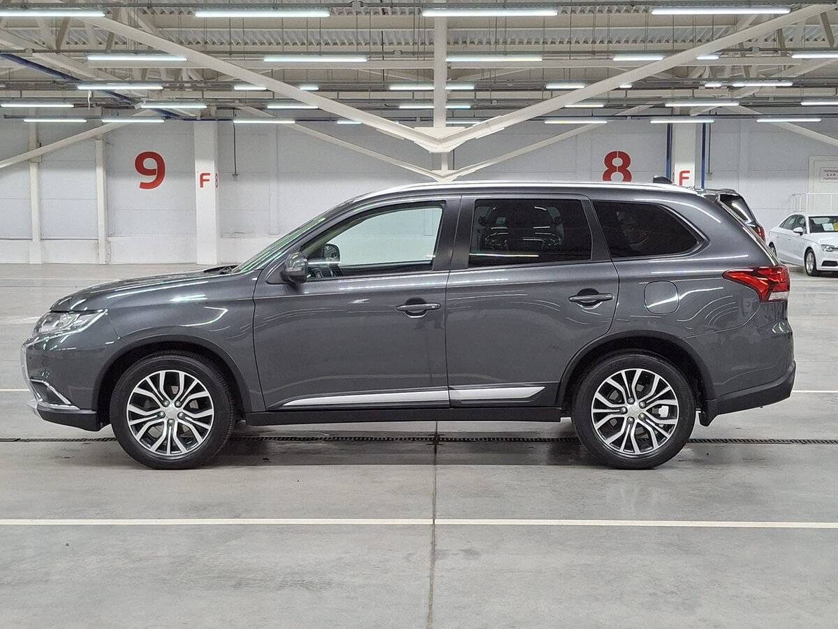 Mitsubishi Outlander III Рестайлинг 2, 2016 Фото №8