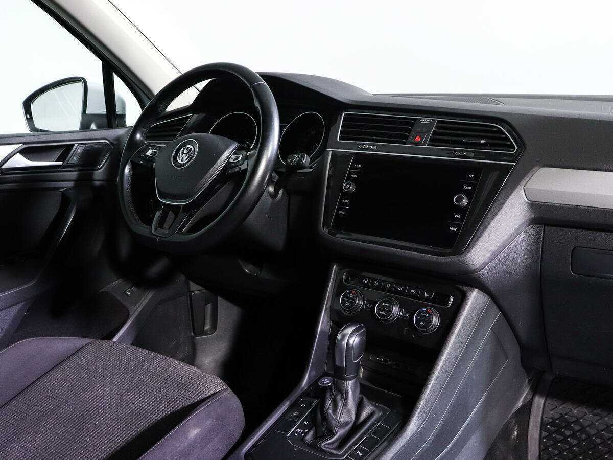 Volkswagen Tiguan L, 2019 Фото №7