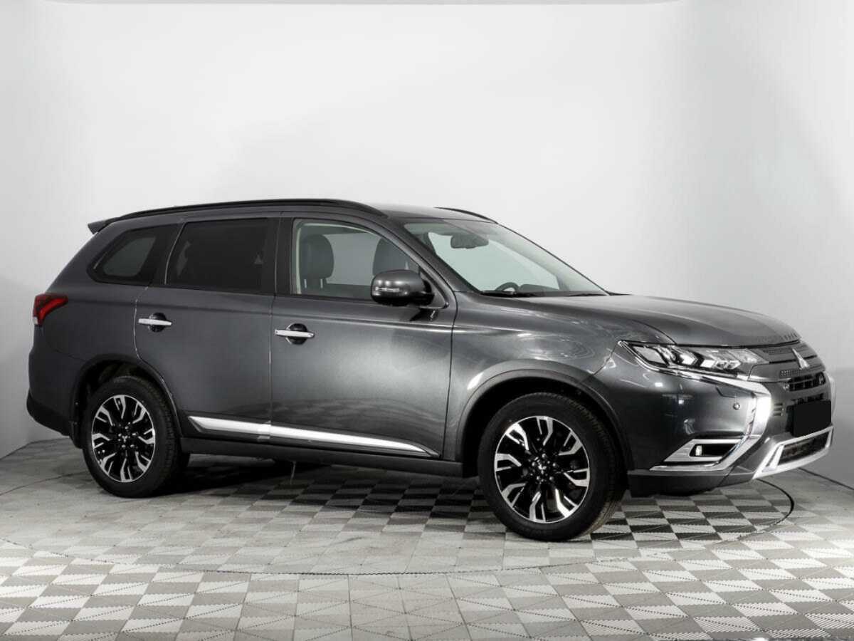 Mitsubishi Outlander, 2022 Фото №3