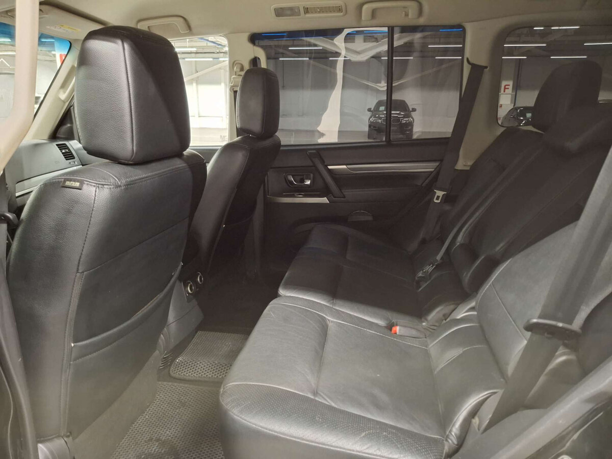 Mitsubishi Pajero IV Рестайлинг 1, 2012 Фото №12