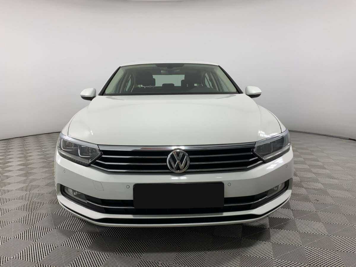Volkswagen Passat, 2019 Фото №2