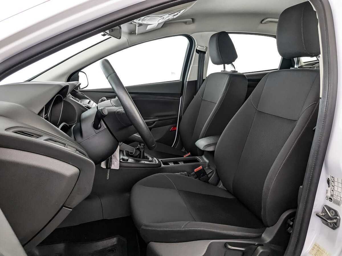 Ford Focus, 2018 Фото №16