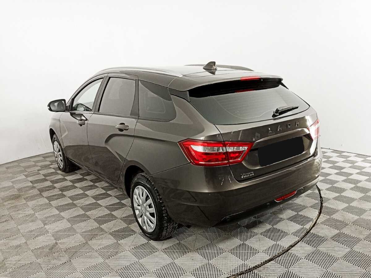 Lada (ВАЗ) Vesta SW, 2021 Фото №7