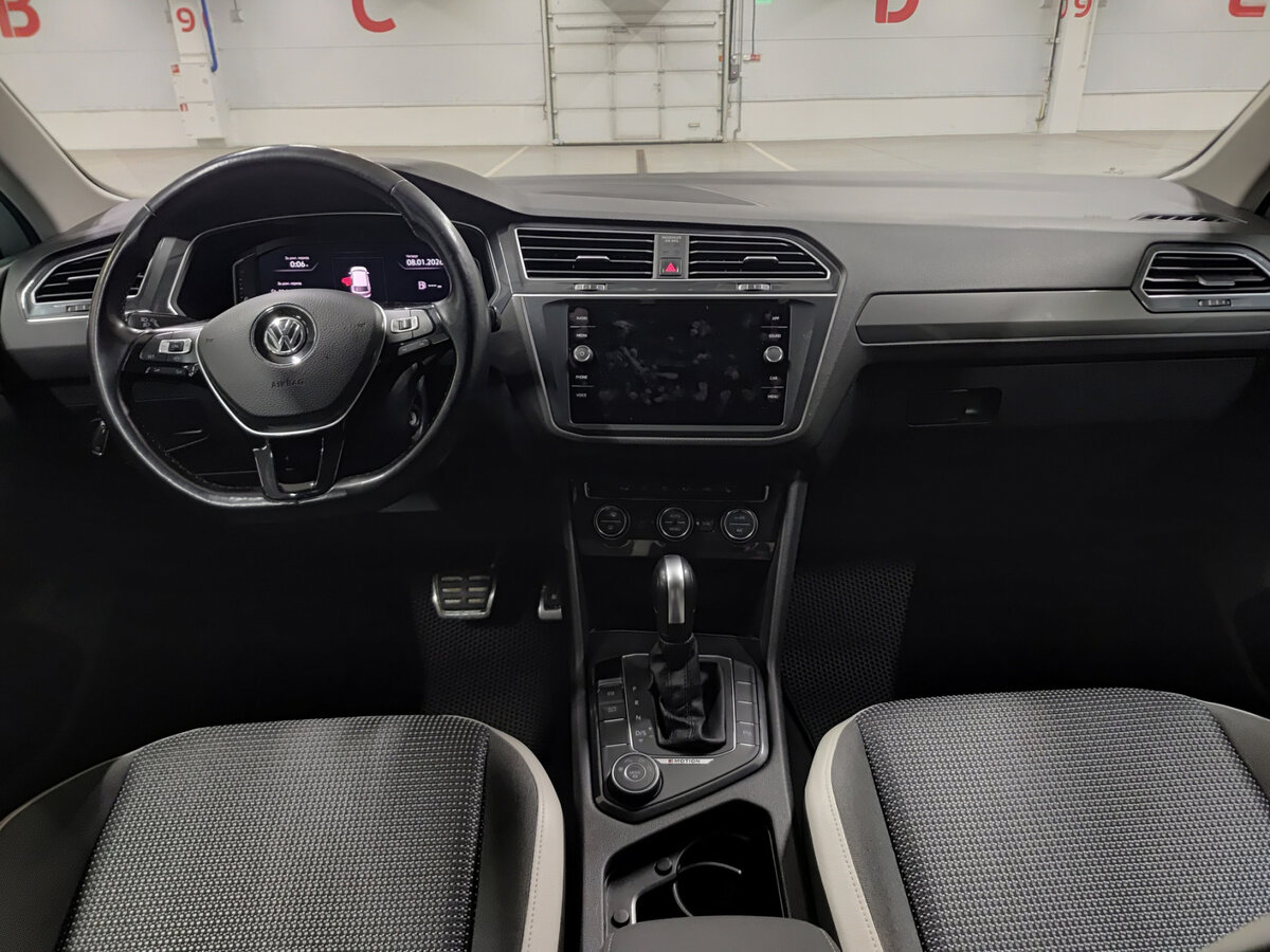 Volkswagen Tiguan II, 2019 Фото №14