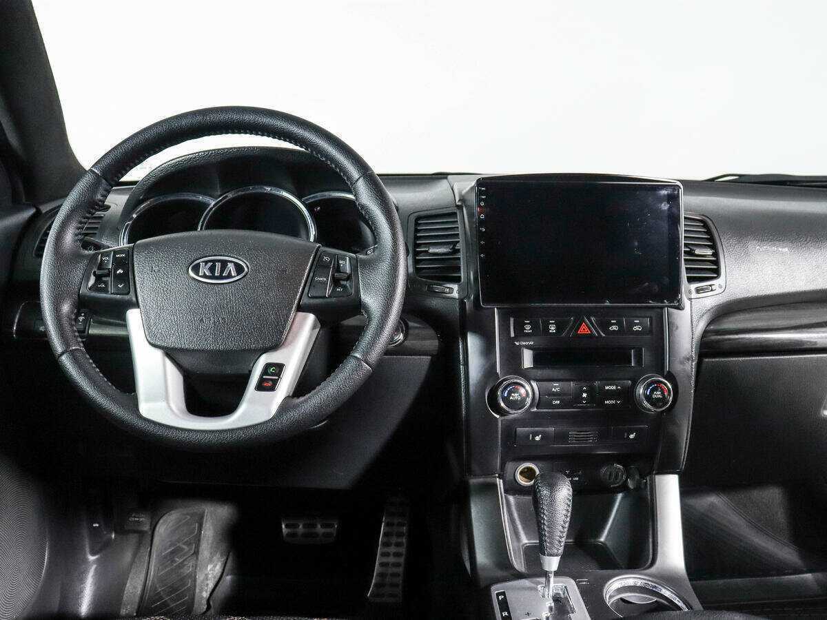 Kia Sorento, 2012 Фото №11