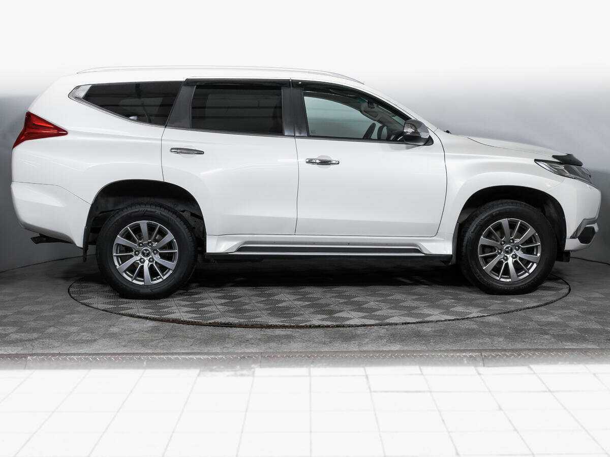 Mitsubishi Pajero Sport, 2018 Фото №4