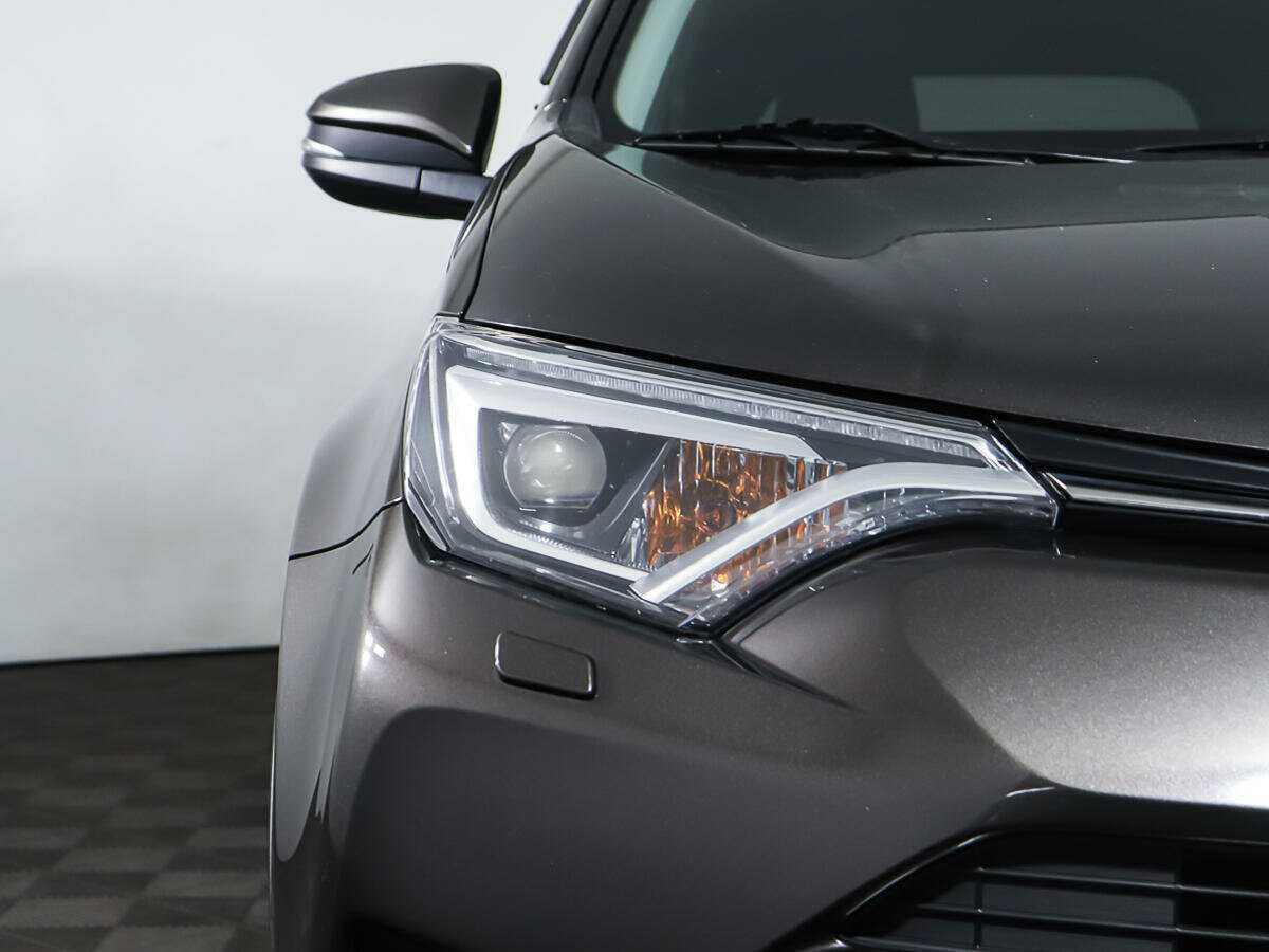 Toyota RAV4, 2019 Фото №20