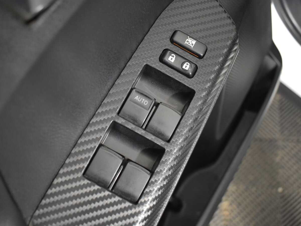 Toyota RAV4, 2015 Фото №8