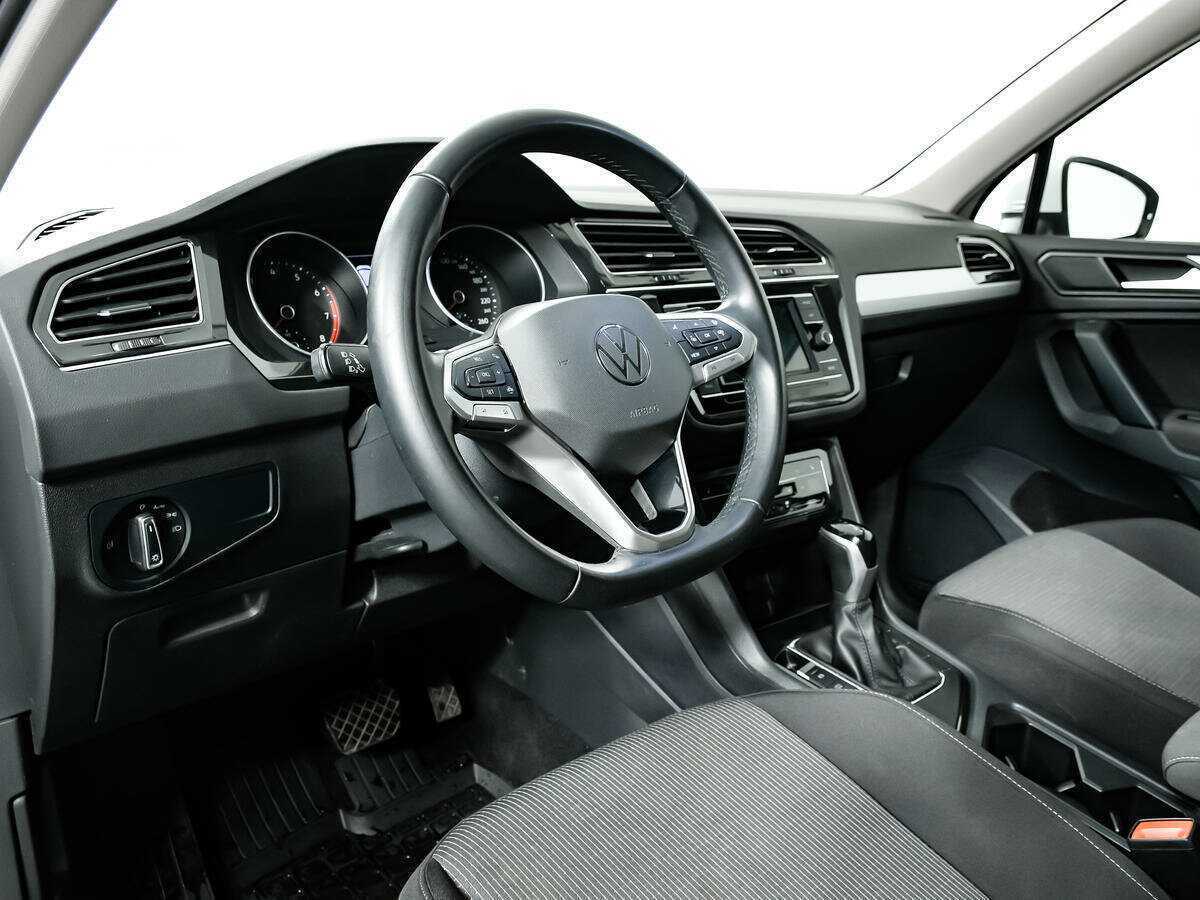 Volkswagen Tiguan, 2021 Фото №13