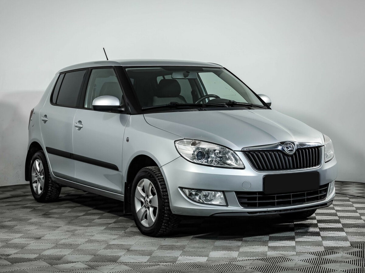 Skoda Fabia II Рестайлинг, 2014 Фото №3